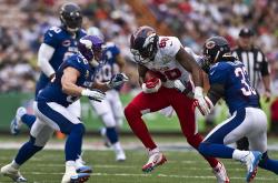 开云体育app-冰与火的交响，年度焦点之战夜，贝恩末节14分逆天改命