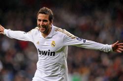 开云体育登录-当北欧坚冰提前冻结悬念，桑巴舞步在亚平宁接管比赛