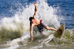 开云体育平台APP-从温网鏖战到拉沃尔杯封神，兹维列夫如何蜕变为欧洲队的冷面救世主？