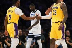 开云体育下载-关于NBA赛季：湖人队携手浓眉哥，备战冠军之路的信息