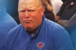 开云体育APP下载-湖人主帅怒斥球员表现，要求改进技战术