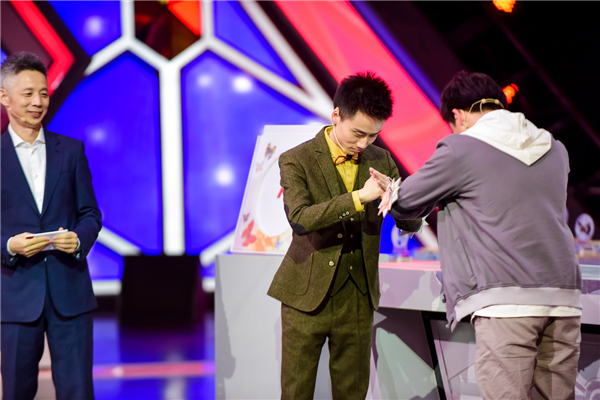 堂堂正正！欧预赛与强劲对手对决