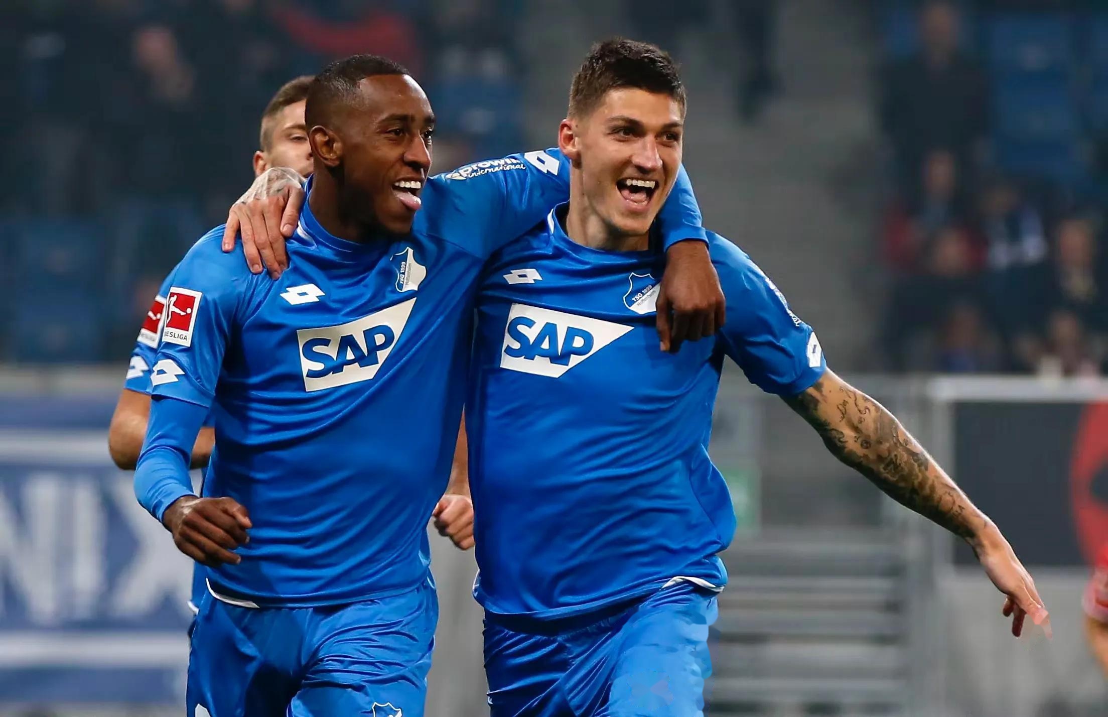 热那亚前锋破门比分领先取胜