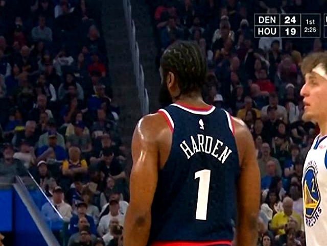 包含季后赛席位激烈争夺中的词条