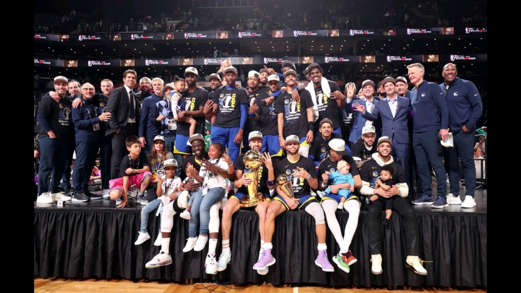 包含爵士再度击败勇士，展现不可撼动的实力的词条