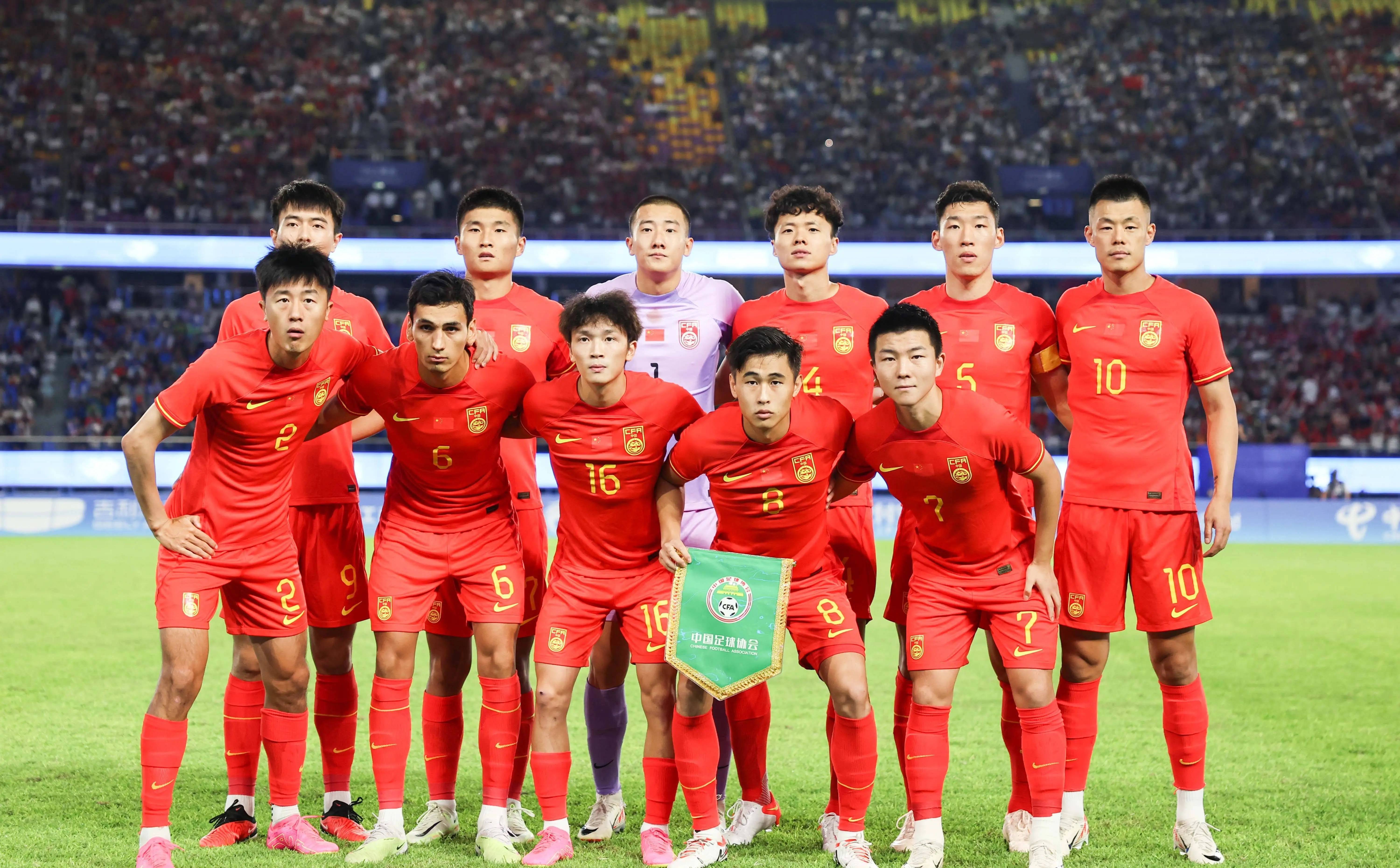 强者云集！国内足球盛事掀起凯旋风潮