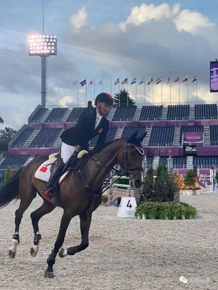 揭竿而起，球队凭借实力跻身决赛