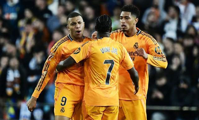 皇马主场击败瓦伦西亚，豪取三分