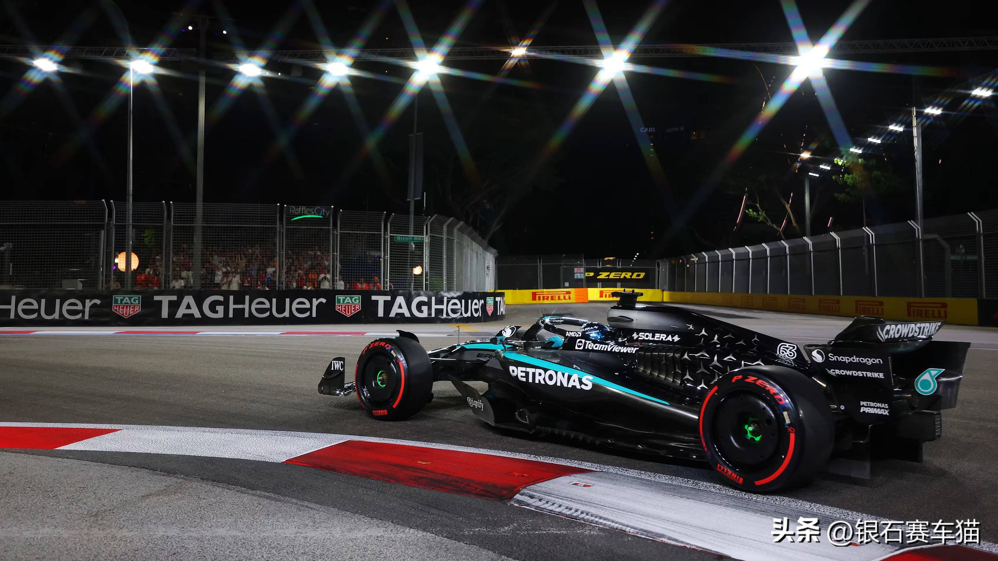 包含梅赛德斯轻取迈凯伦，拉塞尔刷新纪录的词条