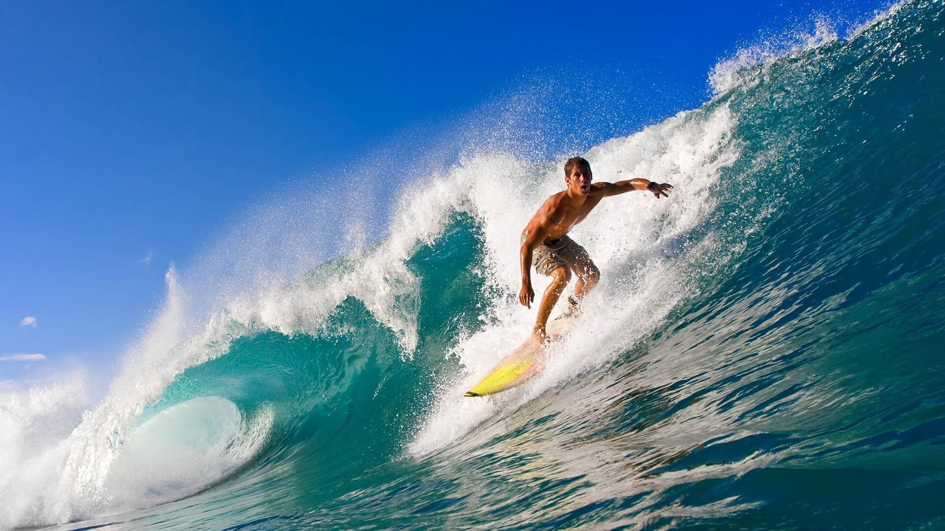 东方惊雷，铁血独行，奥亚尔萨瓦尔如何单骑刺破马赛铁壁