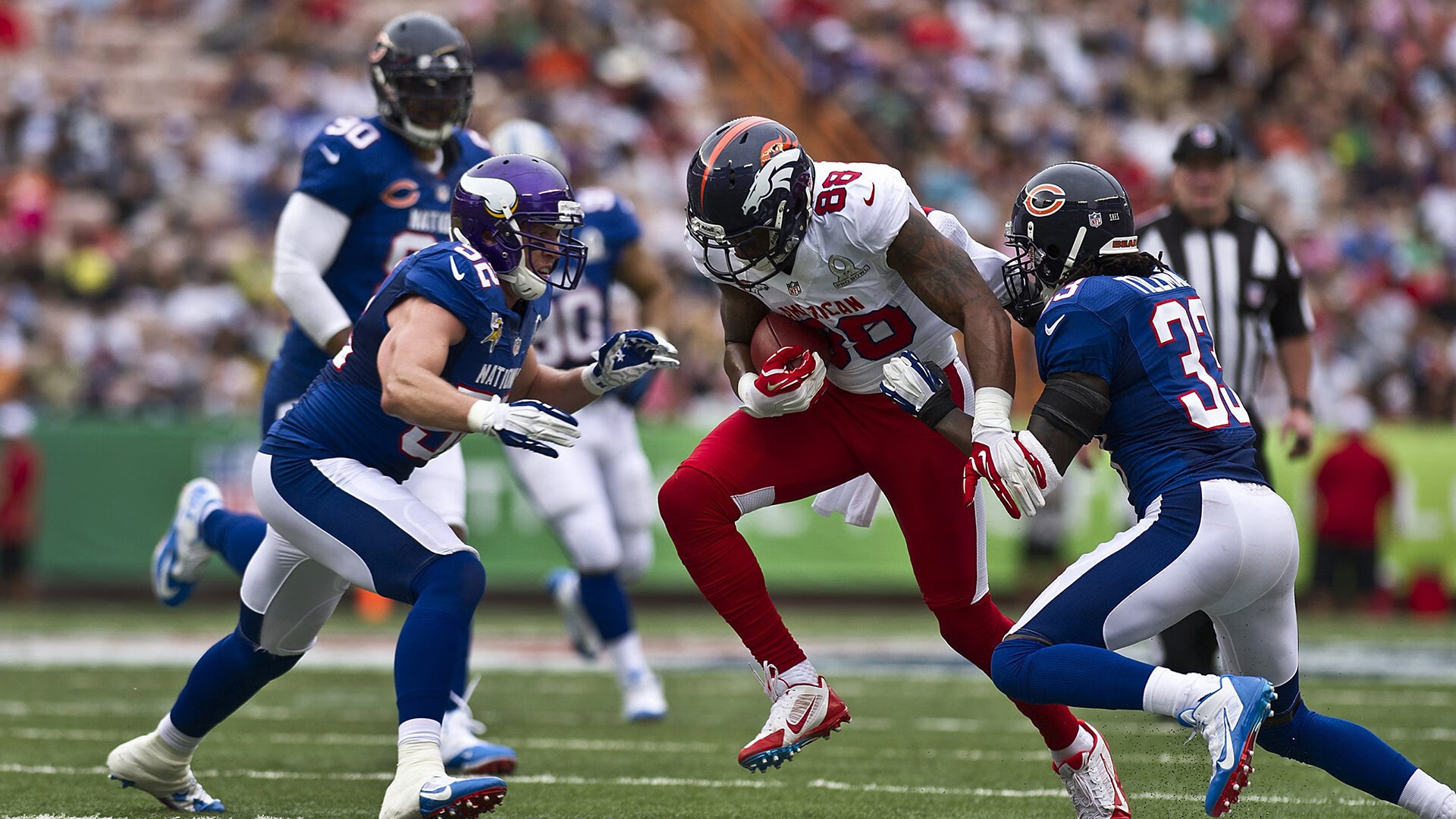 唯一的方式，他用引擎的嘶吼，在年度冠军之夜点燃了赛道