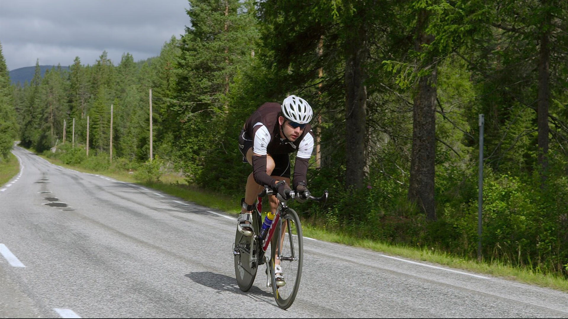 两个舞台，一种伟大，德约科维奇的王冠与战袍