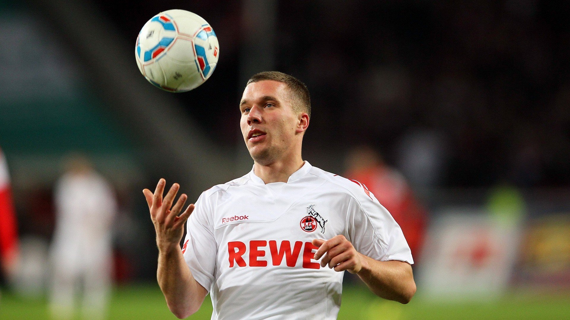 网球的两面棱镜,温网绝杀与拉沃尔杯的关键分,西西帕斯在哪面镜中照见自己?